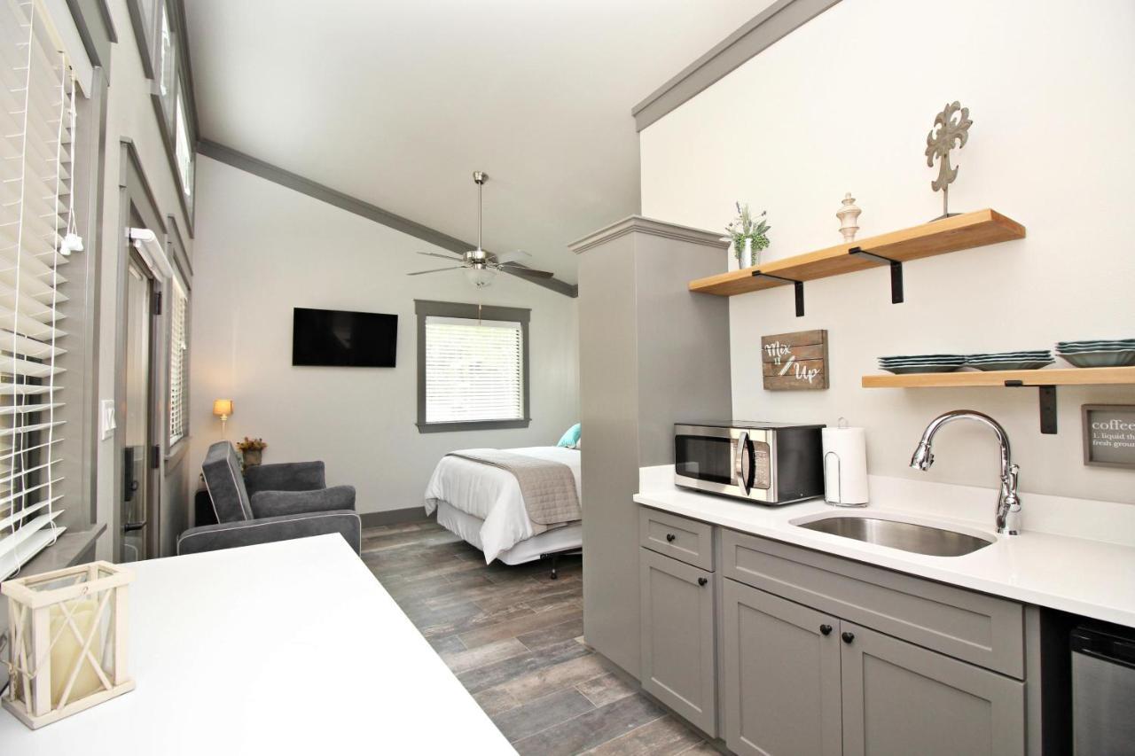 Green Acres Cottages - New Braunfels Suite Wimberley Zewnętrze zdjęcie